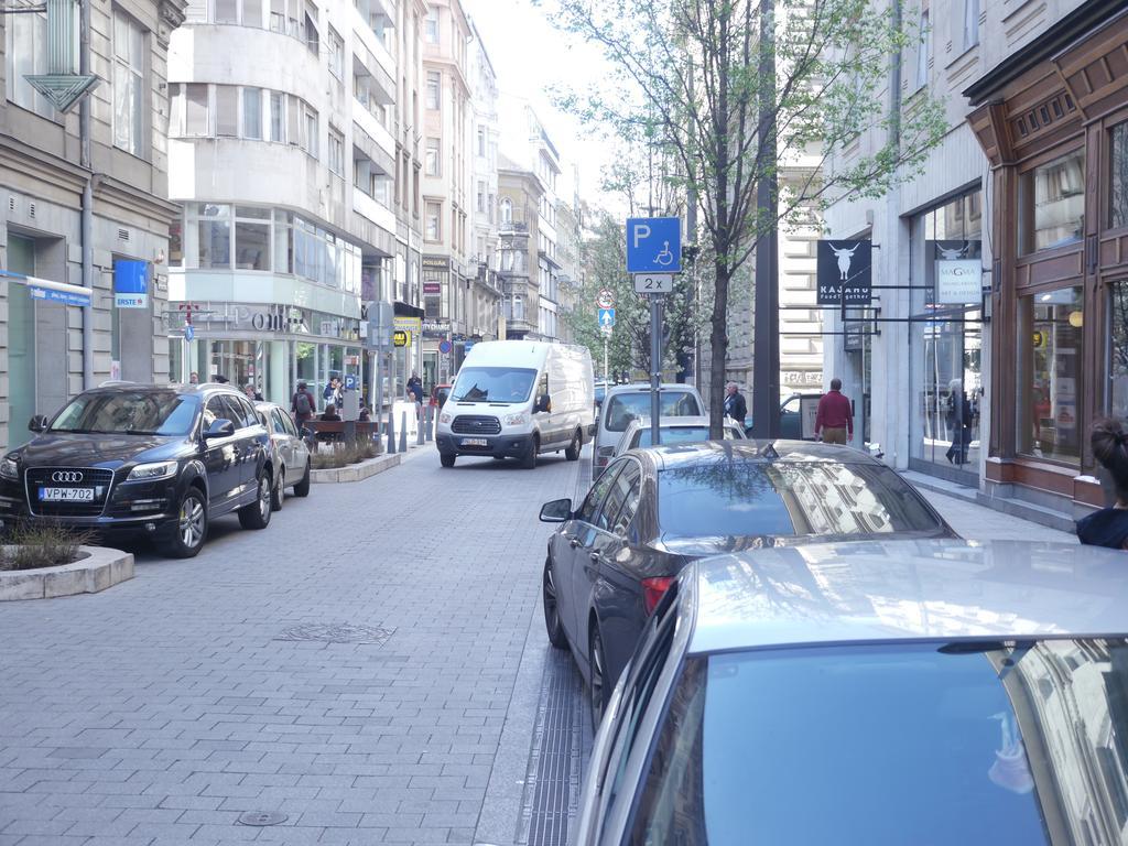 Inner-City Flat Budapest Eksteriør billede